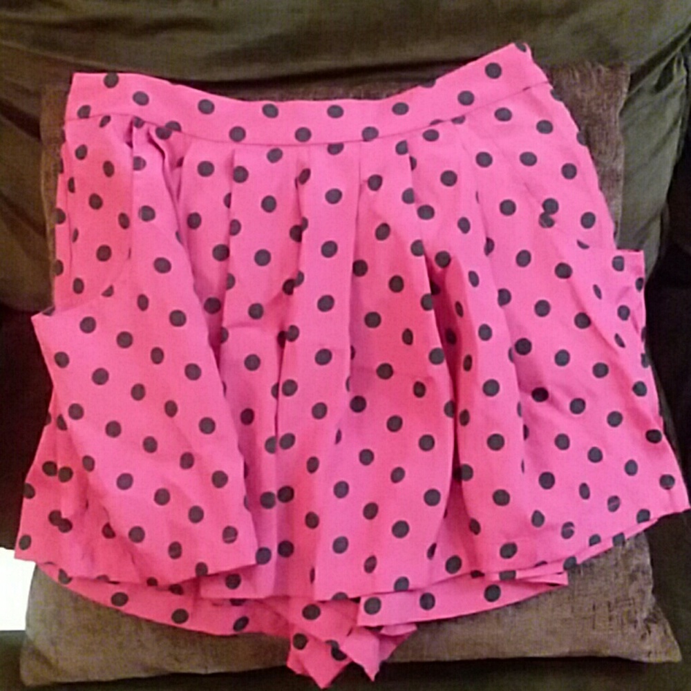 Forever 21 pocketed skort.